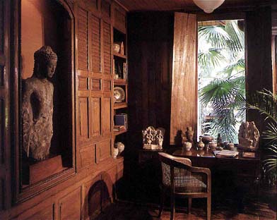 http://www.sojourn.com.my/archive/2000/10/images/thouse4_study.jpg