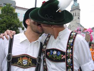 http://www.sueddeutsche.de/imperia/md/images/banner/muenchen/_muenchnerfreiheit/csd/cds2002/1_320x240.jpg