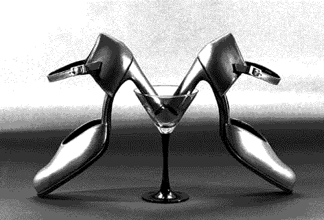 http://www.nuovaimmagine.com/immagini/shoes 28 bn.gif
