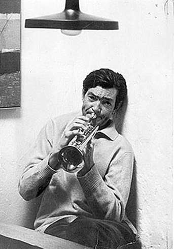 http://www.juliocortazar.com.ar/images/corta25.jpg
