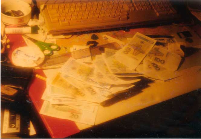 http://www.arkadien.org/geld.jpg